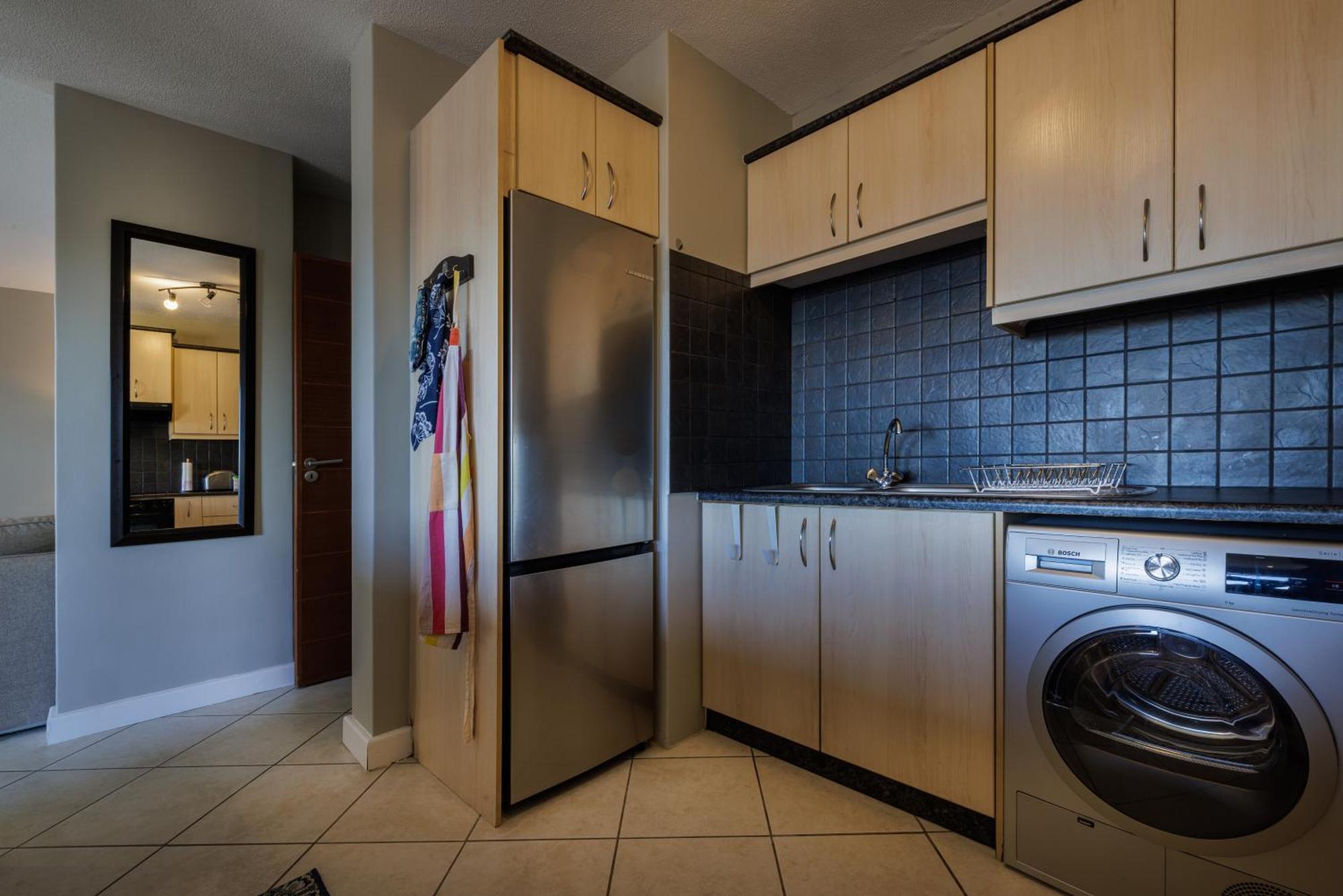 Moringa Gardens 2D Apartment Суакопмунд Екстериор снимка